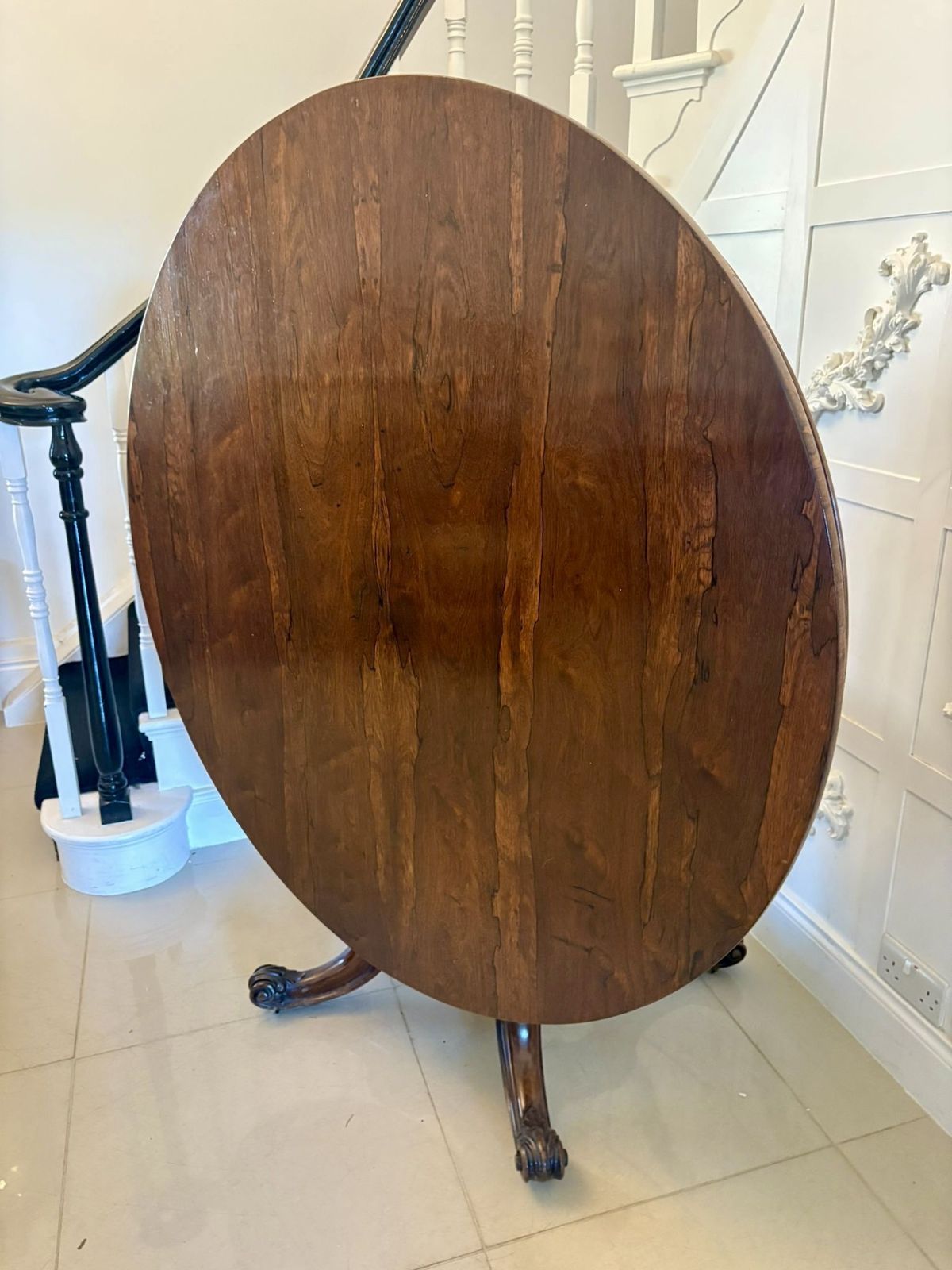 5450.0 Outstanding Quality Antique 19th Century Carved Rosewood Circular Dining Table photo