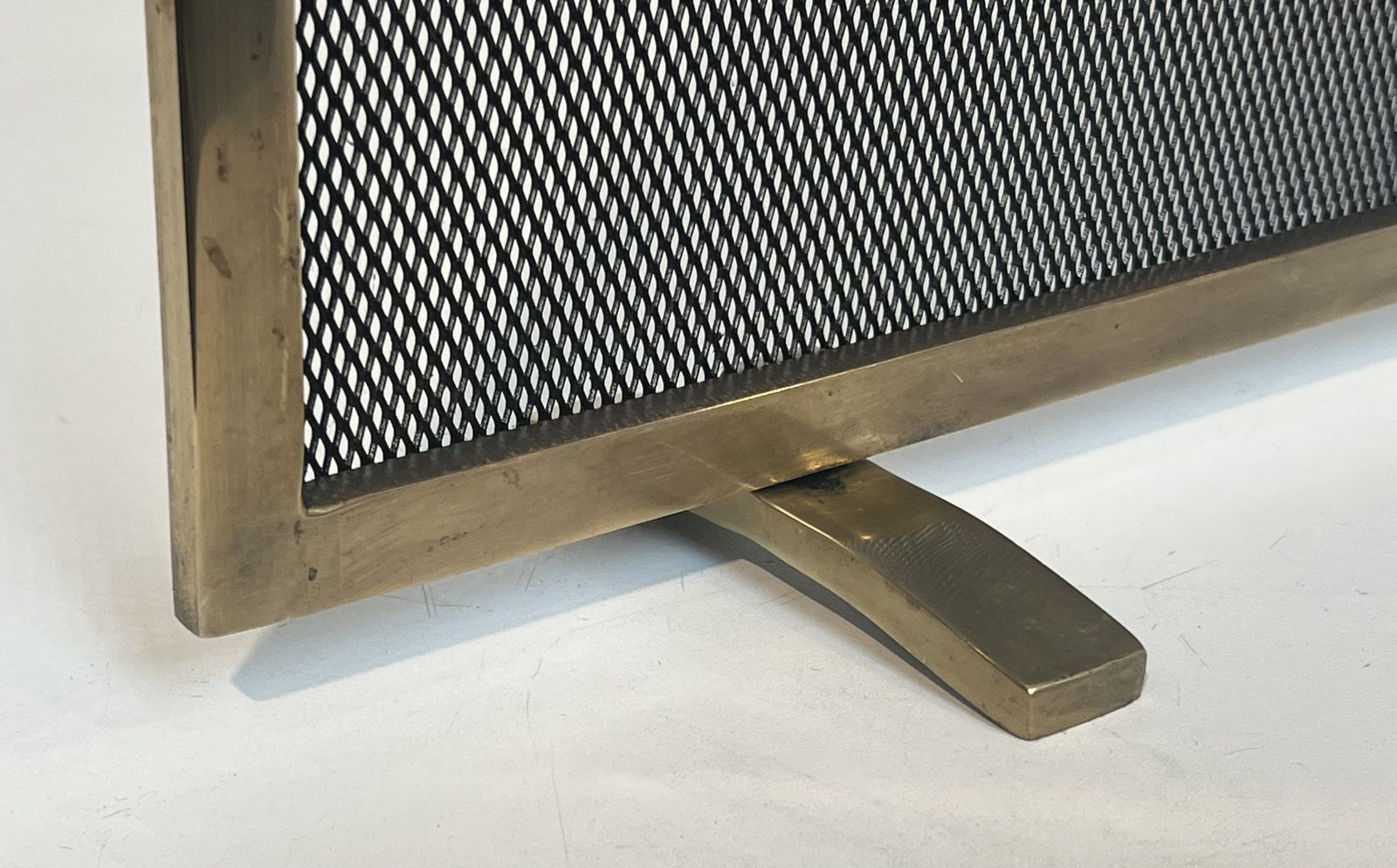 photo vinterior Brass And Mesh Fire Screen, 1970s