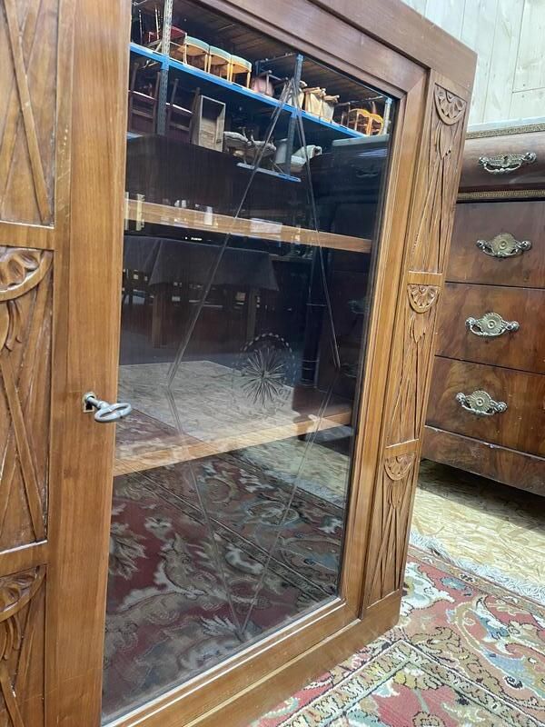 Paire De Vitrine à Suspendre Art Nouveau En Frêne photo Furniture