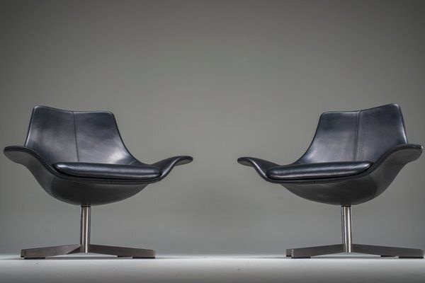 photo for sale Set Of Leather Armchairs By Rodolfo Dordoni For Matteo Grassi, 1990s