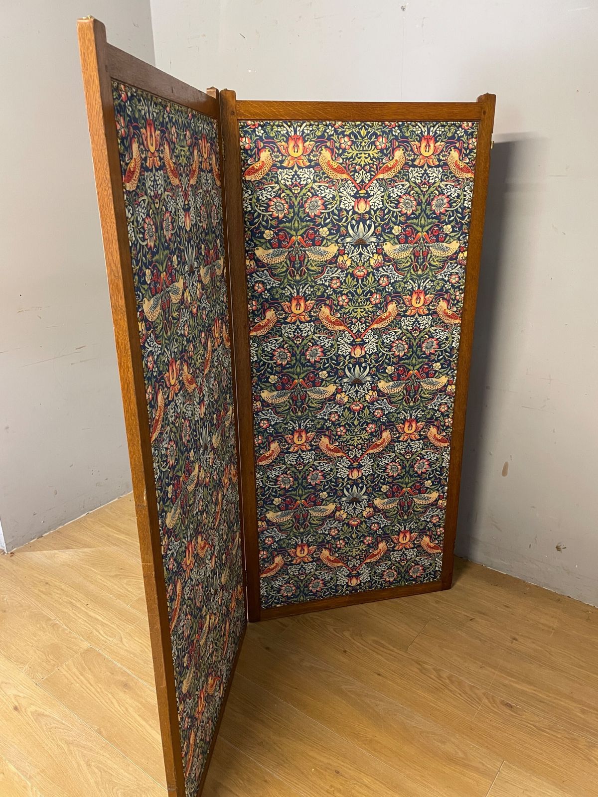 Arts And Crafts Oak Three Panel Screen In William Morris Strawberry Thief Velvet Fabric photo buy