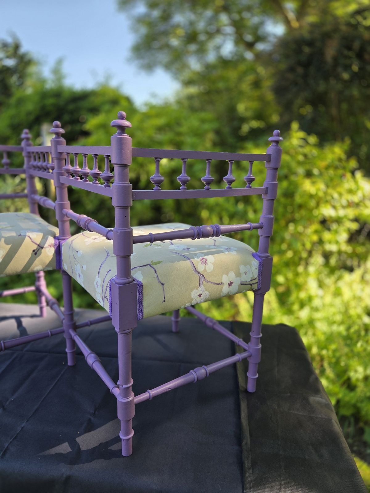 Rare Vintage Lavender Tête à Tête Conversation Seat With Floral Upholstery photo Furniture