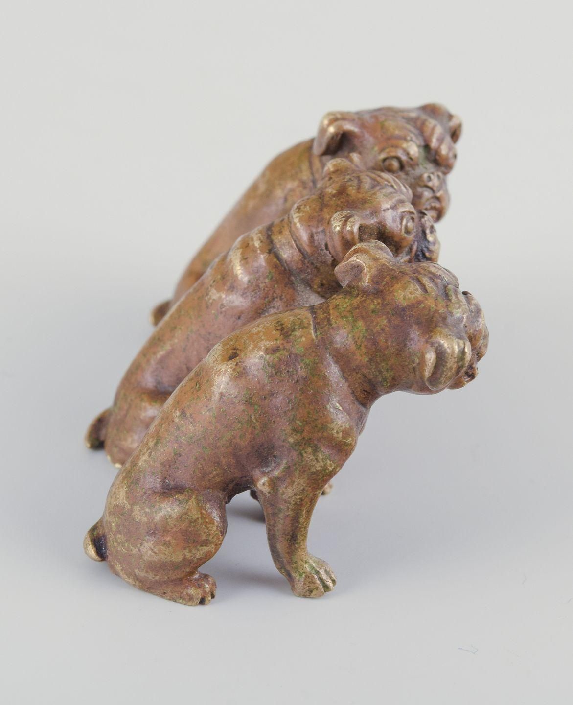 Wienerbronze, Austria. Miniature Art Deco Sculpture Of Three English Bulldogs. photo vinterior
