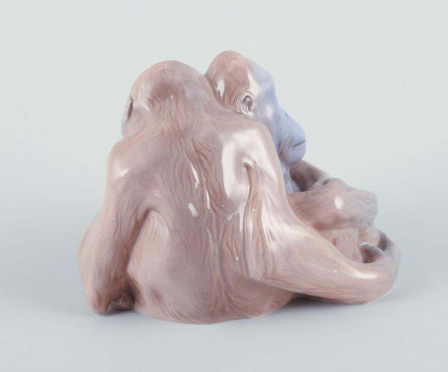 Knud Kyhn For Royal Copenhagen. Rare Porcelain Figurine Of Two Orangutans. photo 1174.0