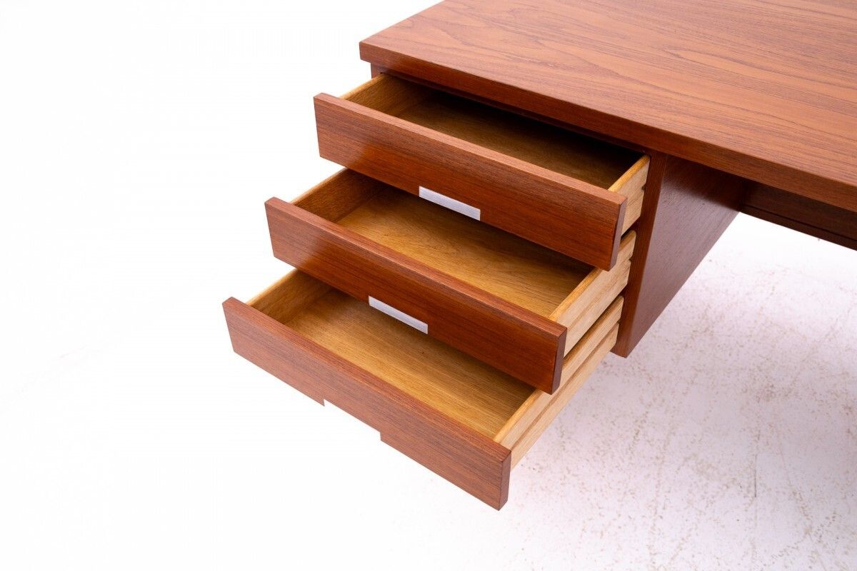 Furniture Teak Desk, Eigil Petersens Mobelfabrik, Denmark, 1960s. After Renovation. photo
