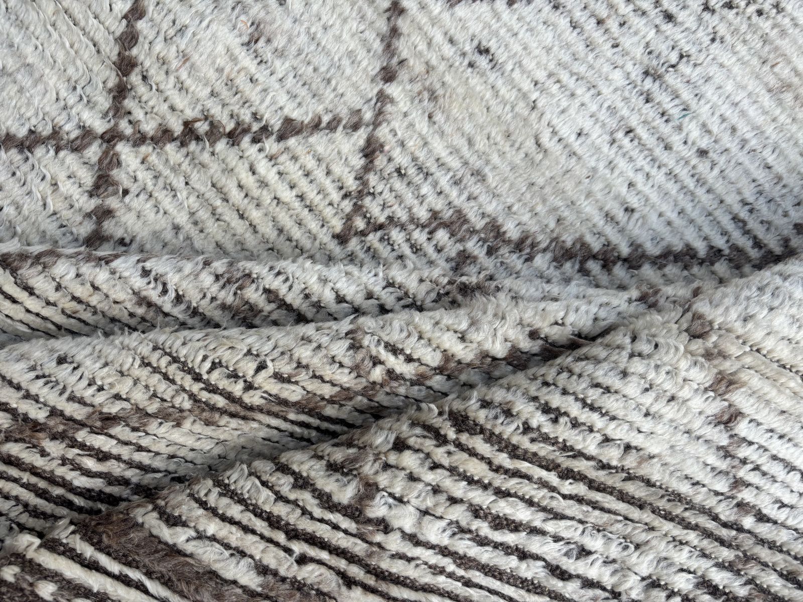 275x365 Cm Hand Knotted Moroccan Design Rug. Vintage Beni Ourain Carpet. 100% Natural Wool photo vinterior