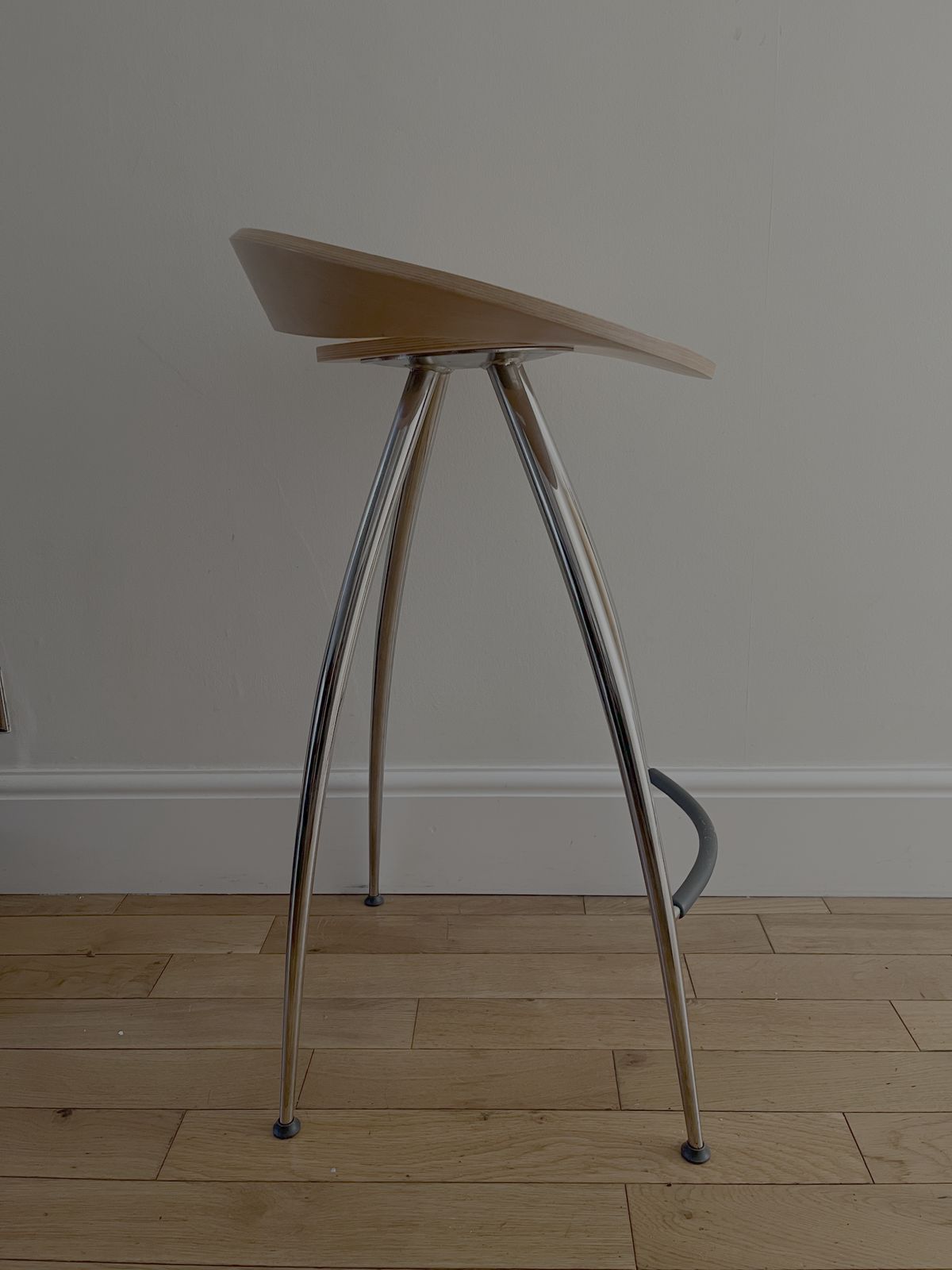 Heal's Magis Lyra Bar Stools  Natural Beech / Chrome photo furniture