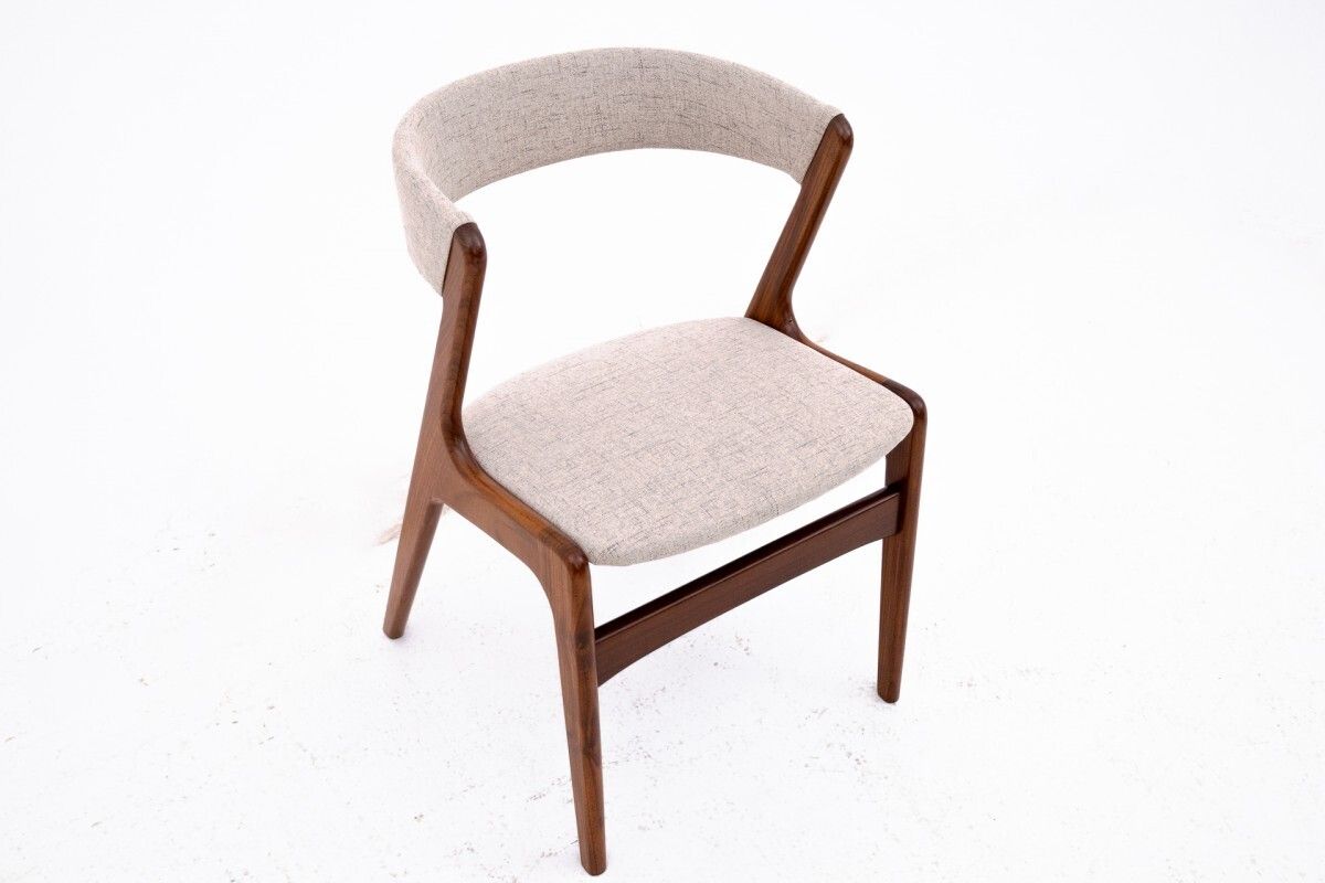 photo furniture A Set Of Four Danish Chairs Model 68 ( Fire ) Produced By Anderstrup Mobelfabrik In The 60s.