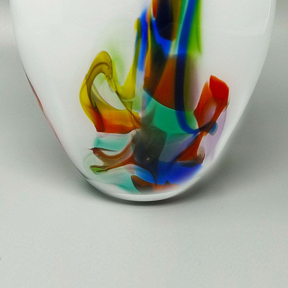 photo furniture 1970s Gorgeous Vase Handcrafted In Murano Glass. Made In Italy