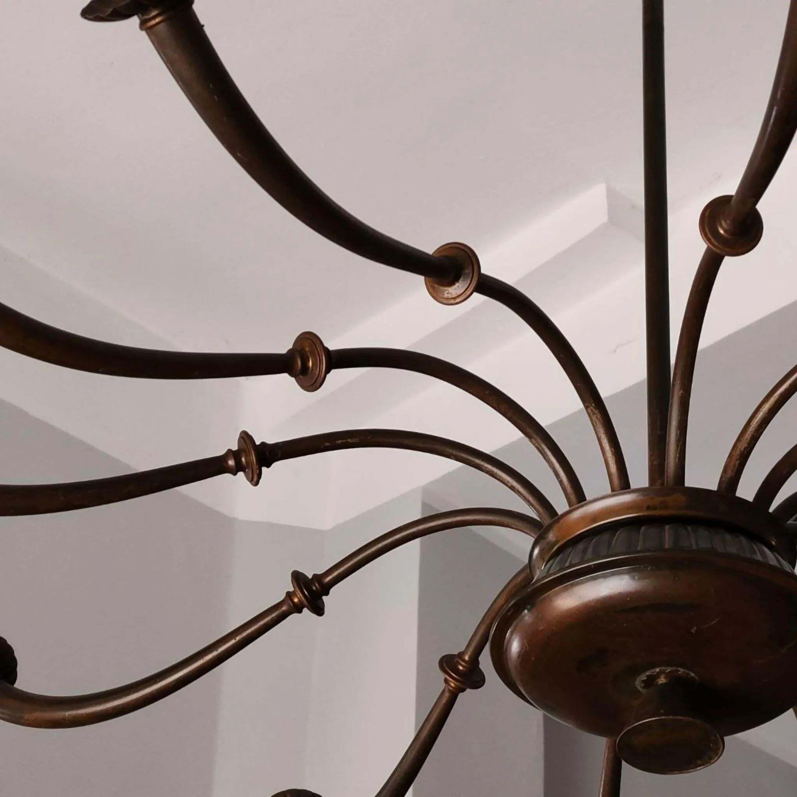 1950s Azucena Mid Century Modern Brass 12 Light Chandelier By Caccia Dominioni photo vinterior