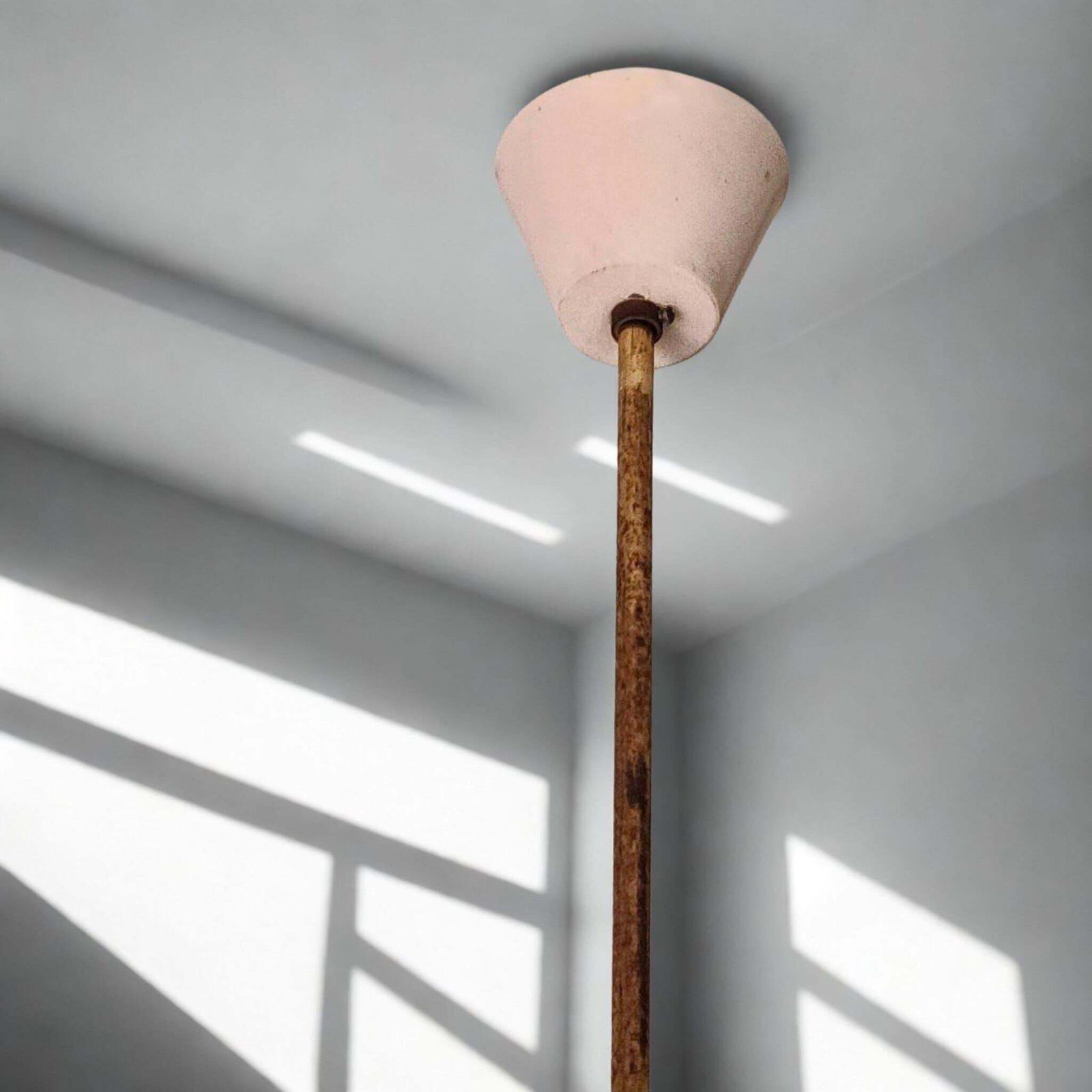 photo furniture 1950s Italian Mid Century Modern Brass Pendant  4 Light  By Arteluce