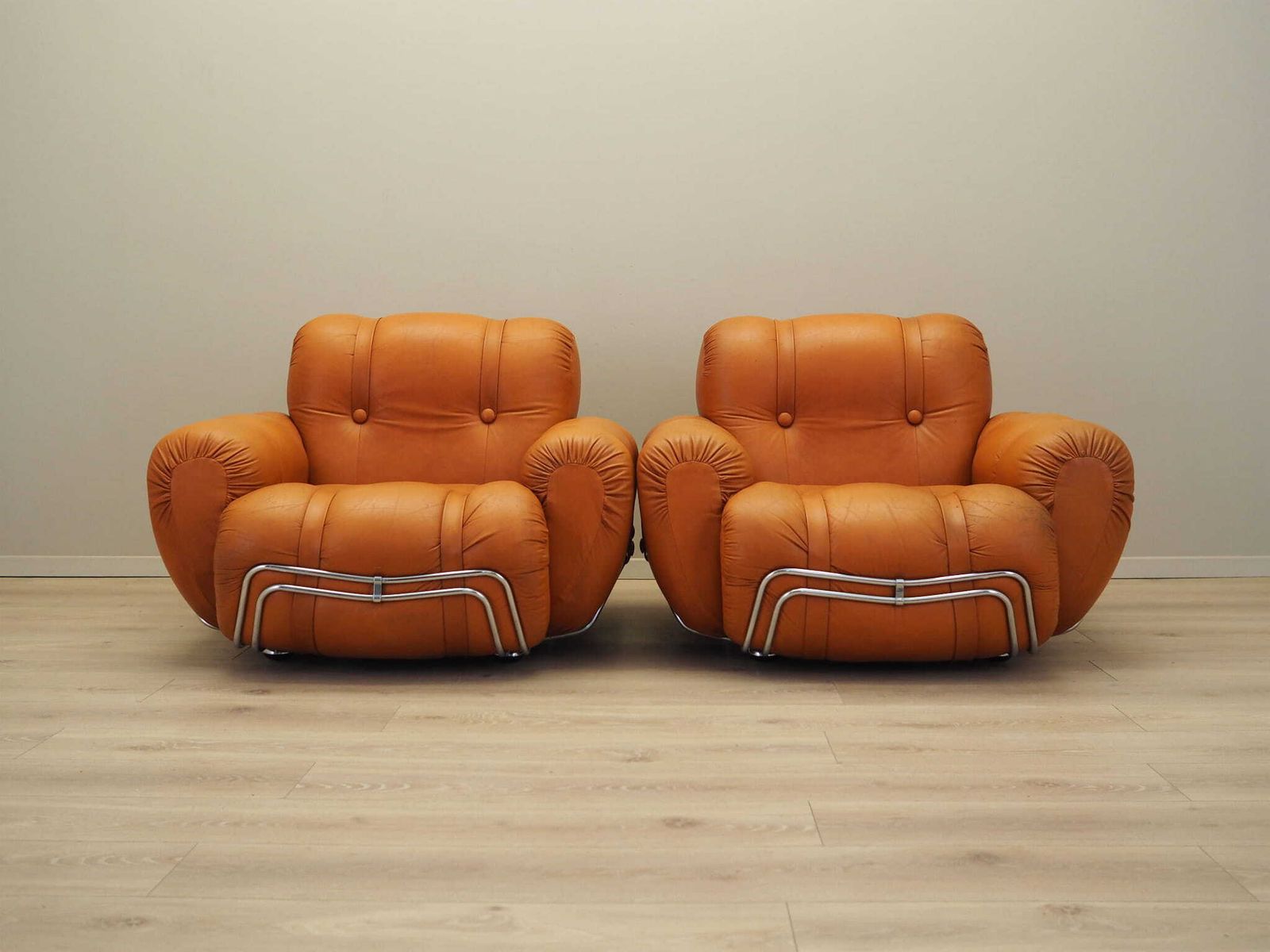 Set Of Orange Armchairs, Space Age Design, 1960s, Production: Italy photo 3939.0