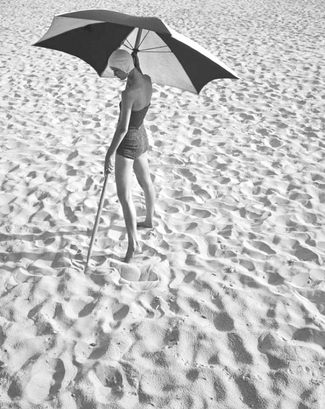 Toni Frissell 'Girl On The Beach' Unframed Archival Pigment Print