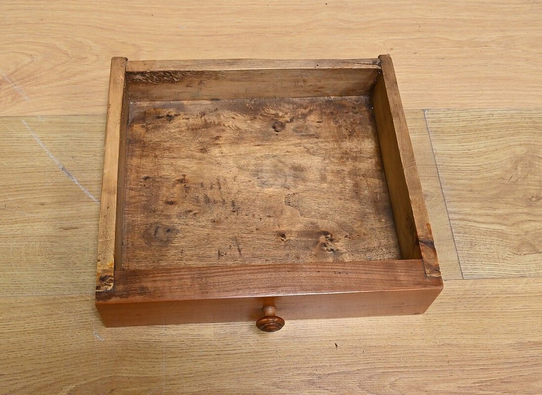 photo furniture Solid Cherry Wood Bedside Table   1900