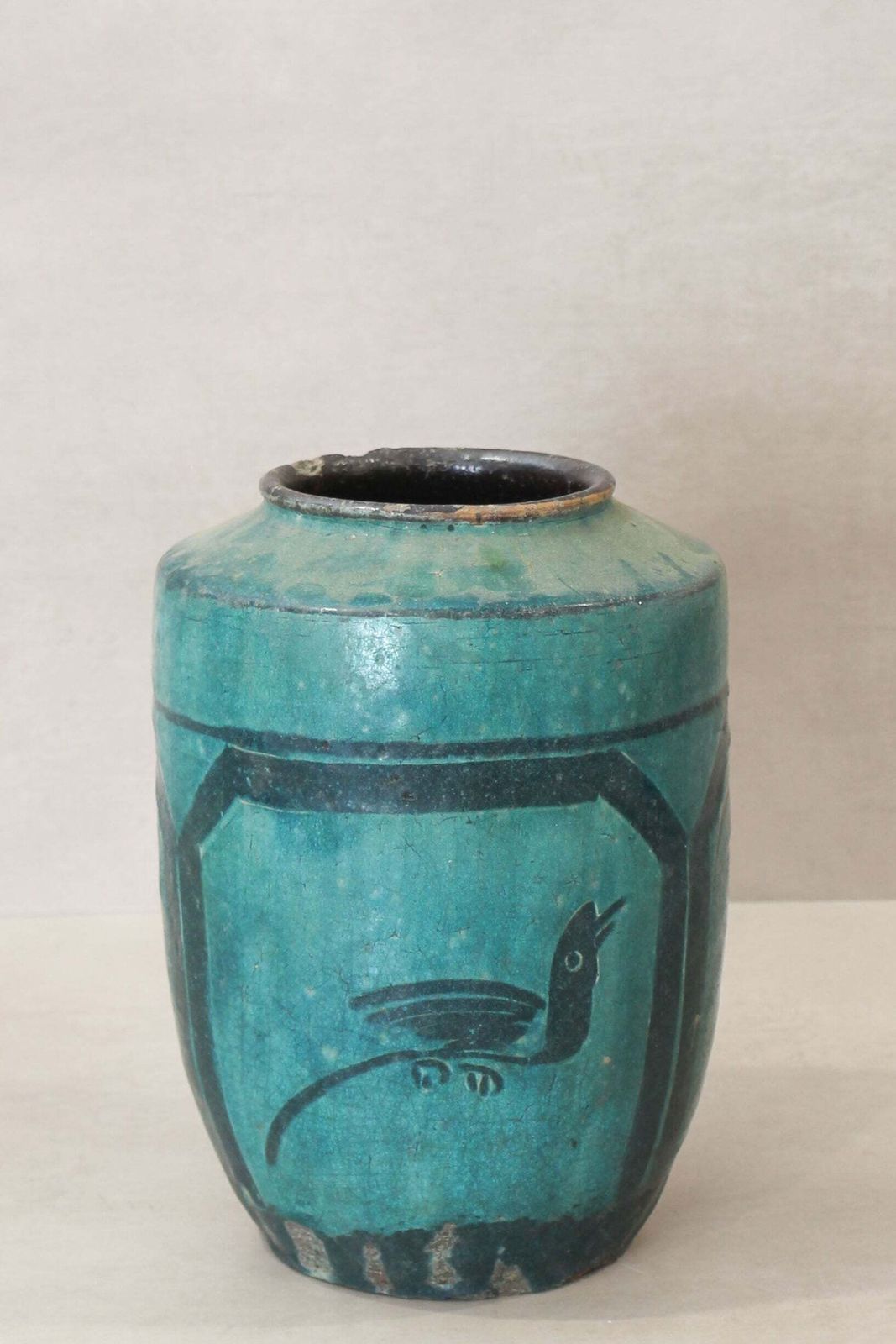 Vintage Emerald Green Pot   No 9 photo vinterior