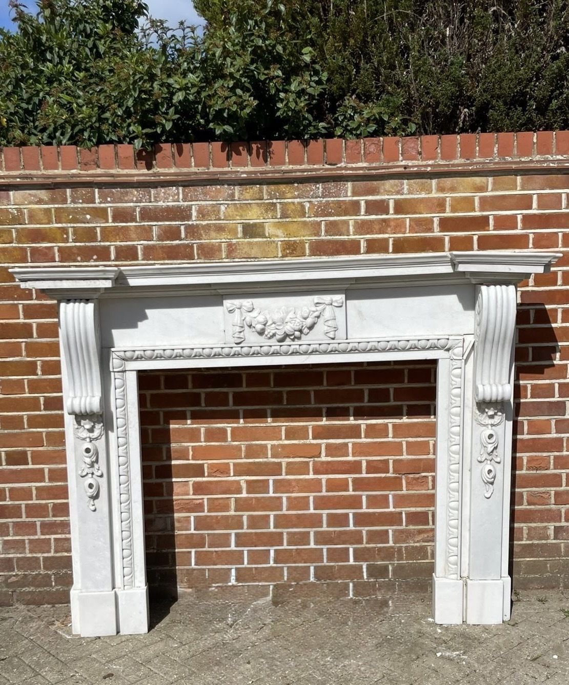 Fine Pair Of Large Antique Early 20th Century Quality Carved White Marble Fireplaces