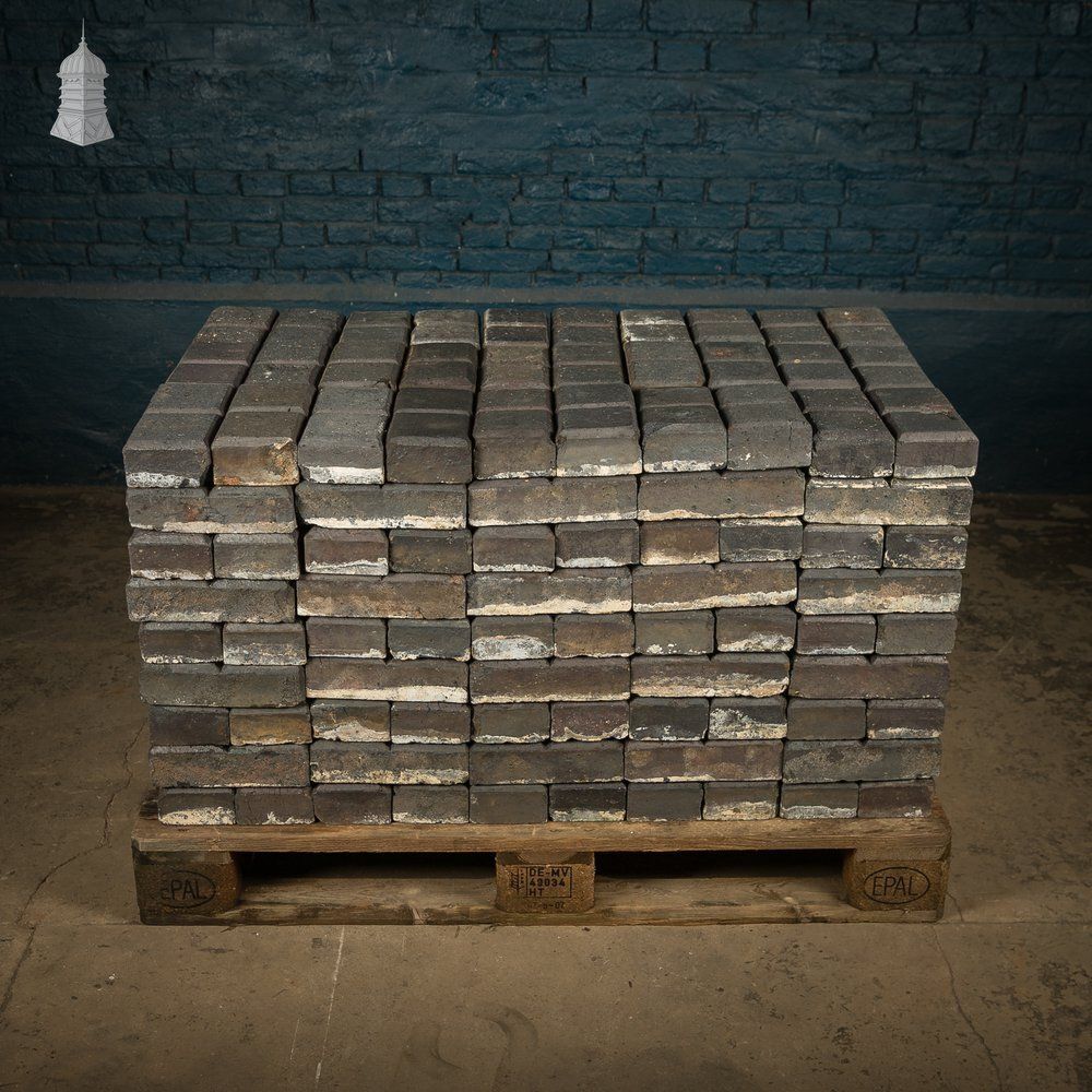 photo buy Reclaimed Stable Bricks, Staffordshire Blue 2 Block, 270 Pavers