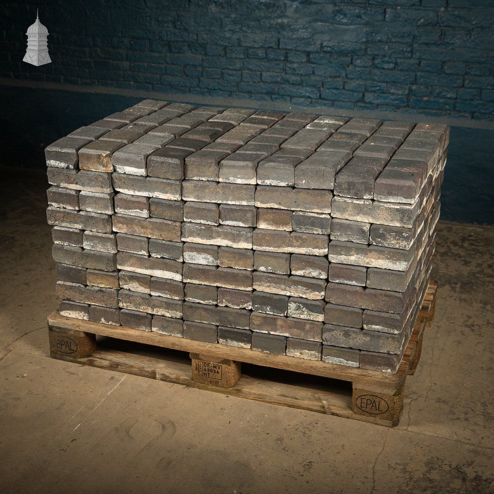 photo vintage Reclaimed Stable Bricks, Staffordshire Blue 2 Block, 270 Pavers