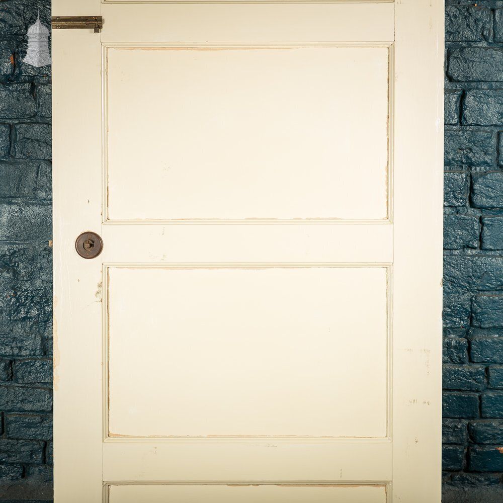 Home Fixtures Reclaimed 4 Panel Door photo