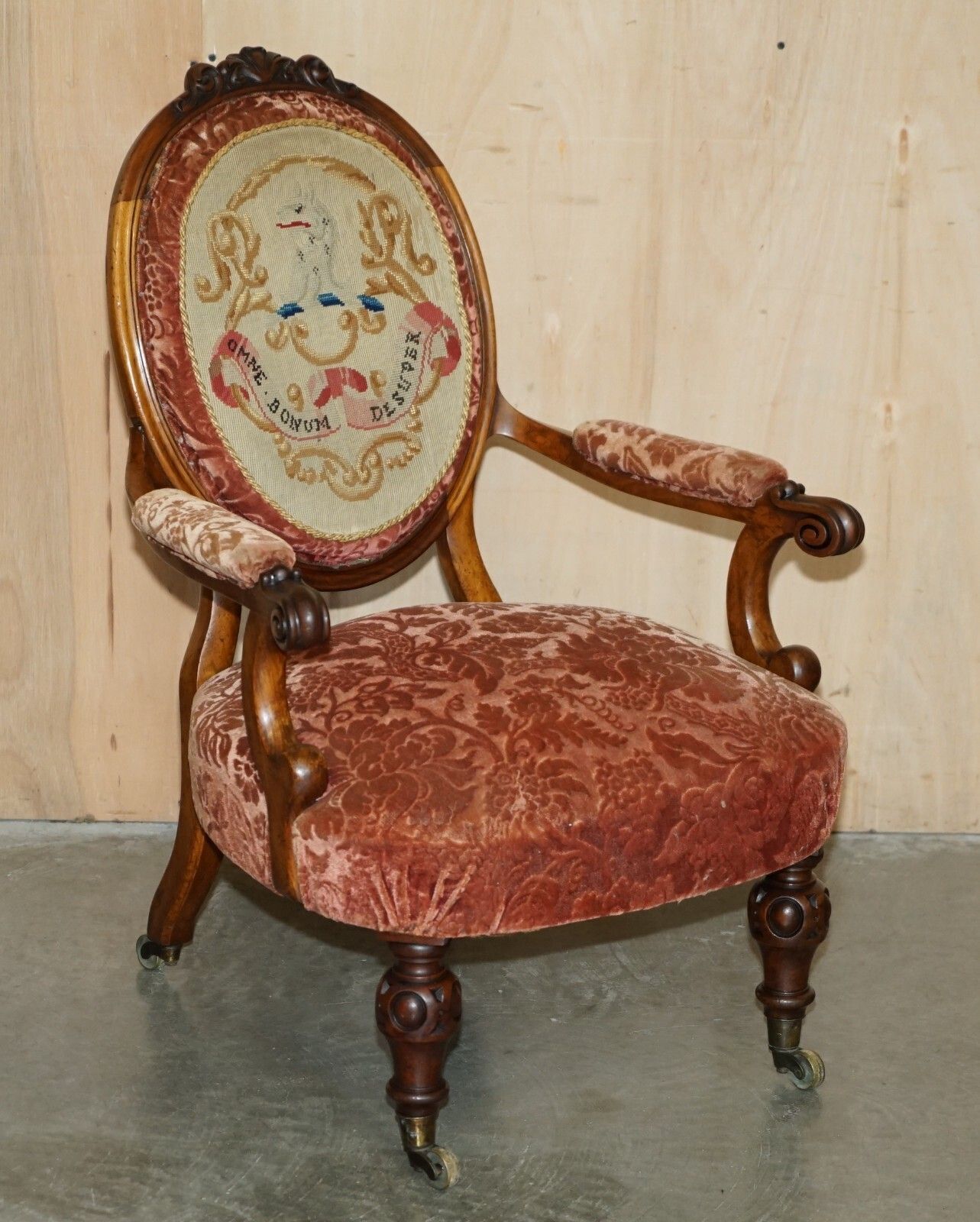 Antique Pair Of C Hindley &Amp; Sons Armorial Coat Of Arms Crests French Armchairs photo Furniture