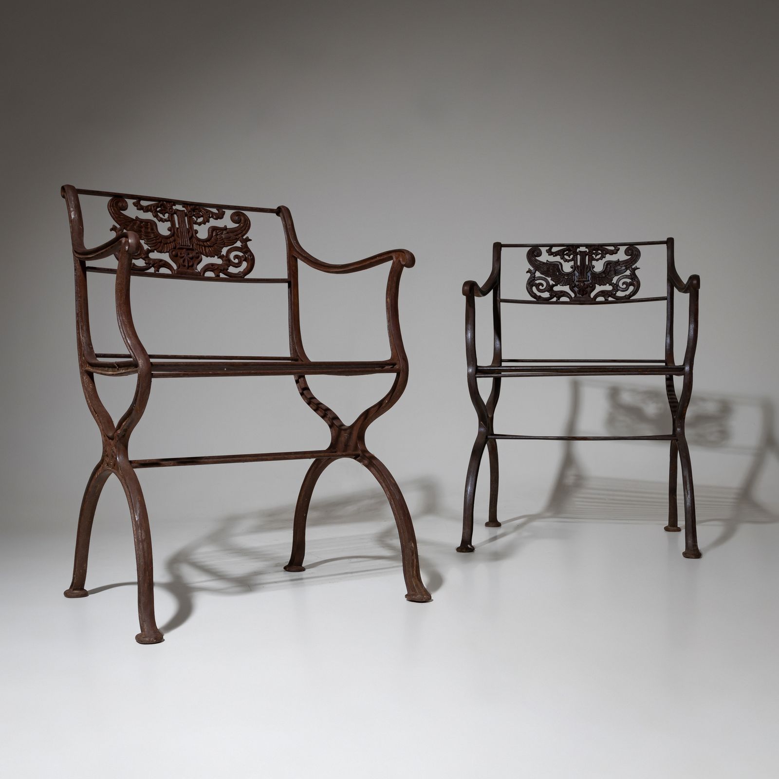 Two Cast Iron Garden Chairs After Karl Friedrich Schinkel, Lauchhammer Foundry, 20th Century photo 2100.0