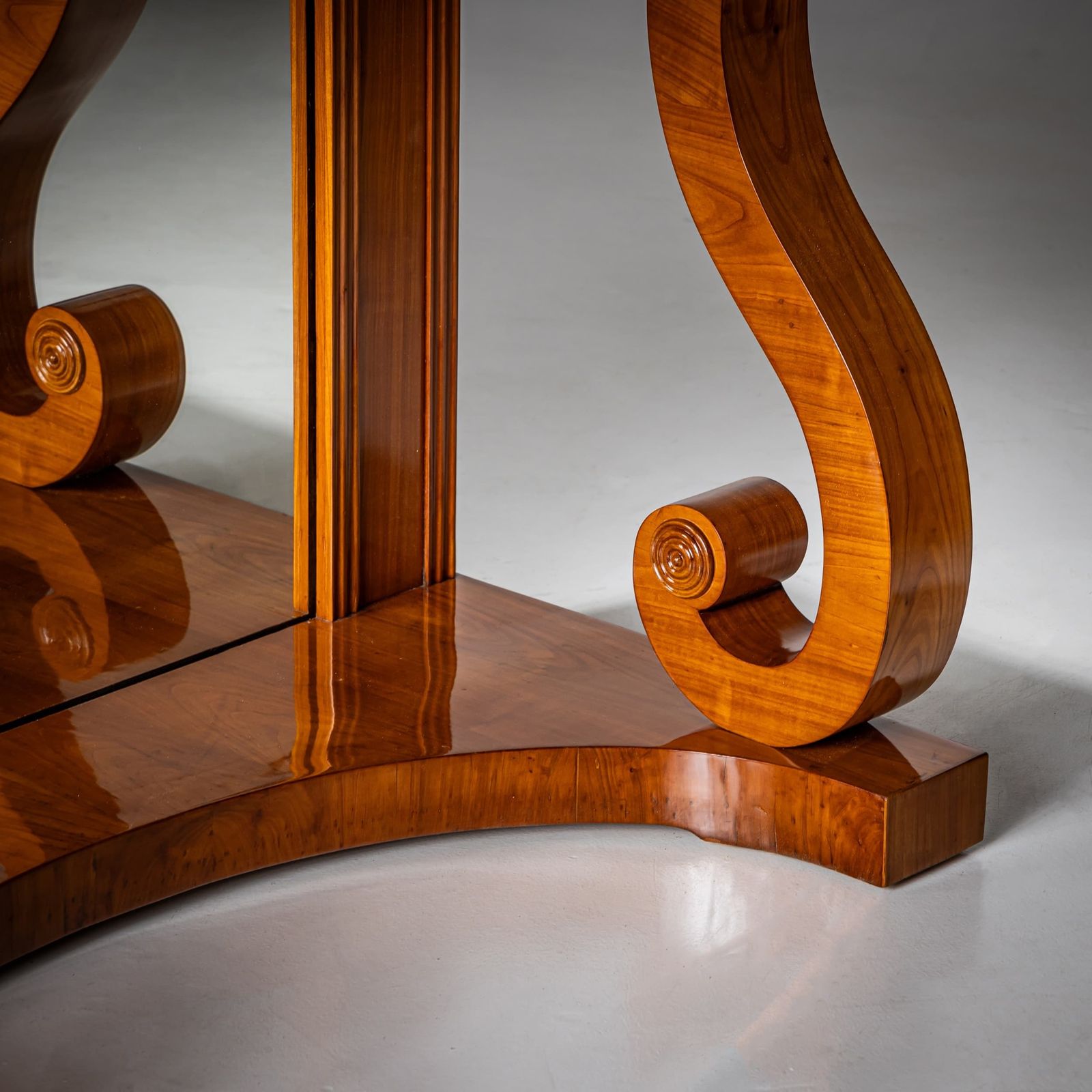 photo furniture Biedermeier Wandconsole, Ca. 1830
