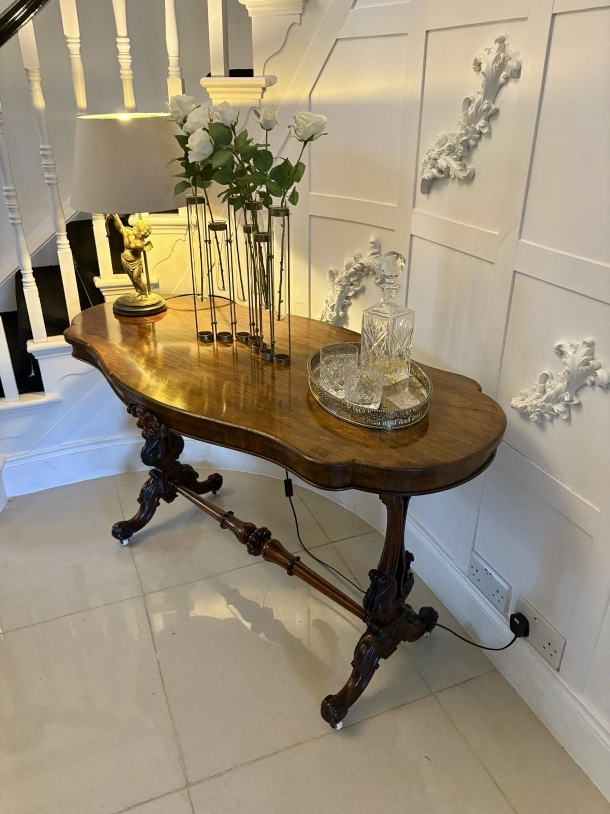 Antique 19th Century Quality Carved Rosewood Freestanding Centre Table photo for sale