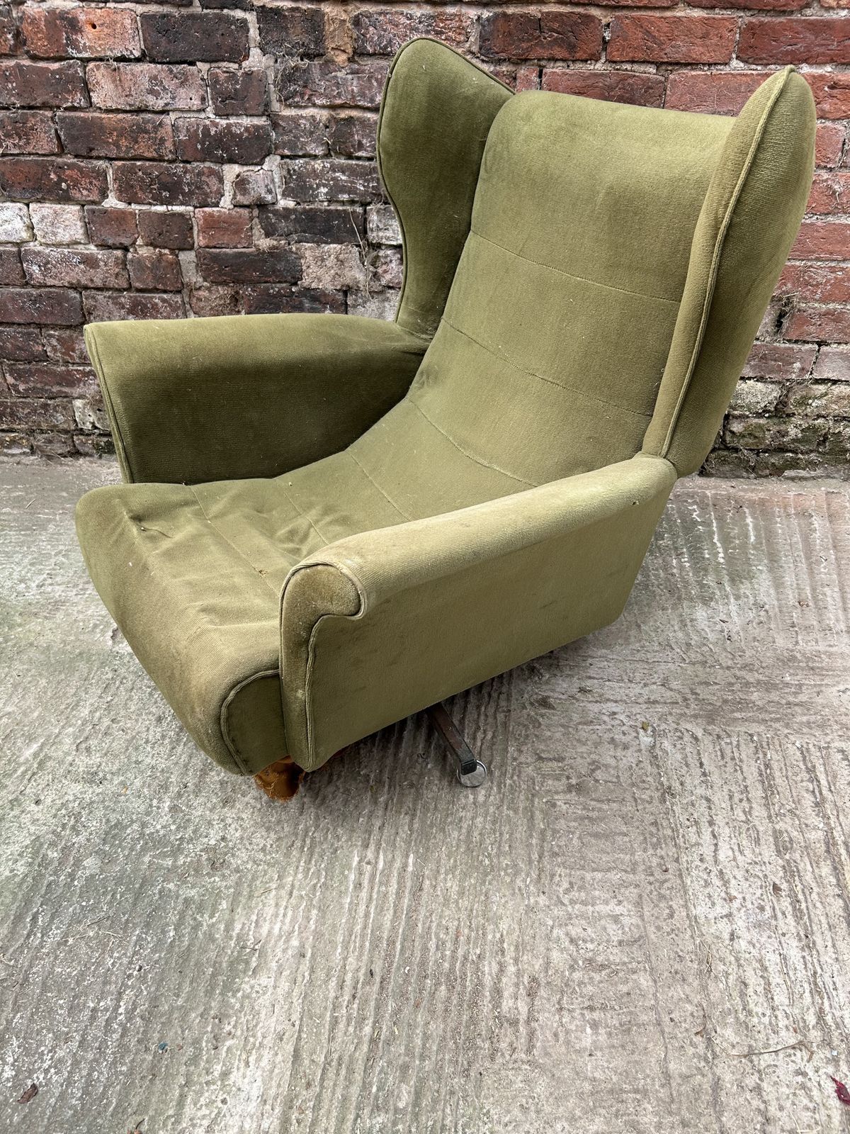 Restoration Project 1970s Retro Articulated Swivel Chair On Wheels photo buy