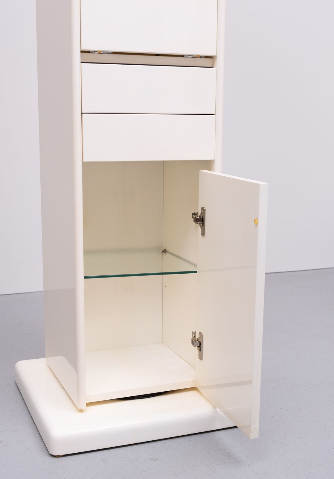 Furniture Revolving Bathroom Cabinet By Tulli Zuccari Italy photo