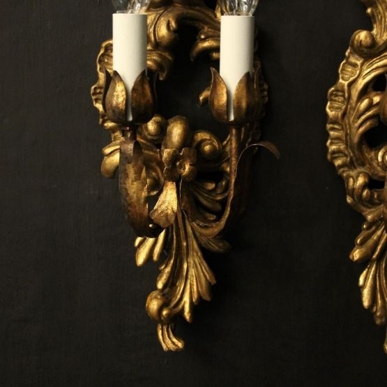photo furniture Florentine Pair Of Giltwood Antique Wall Lights