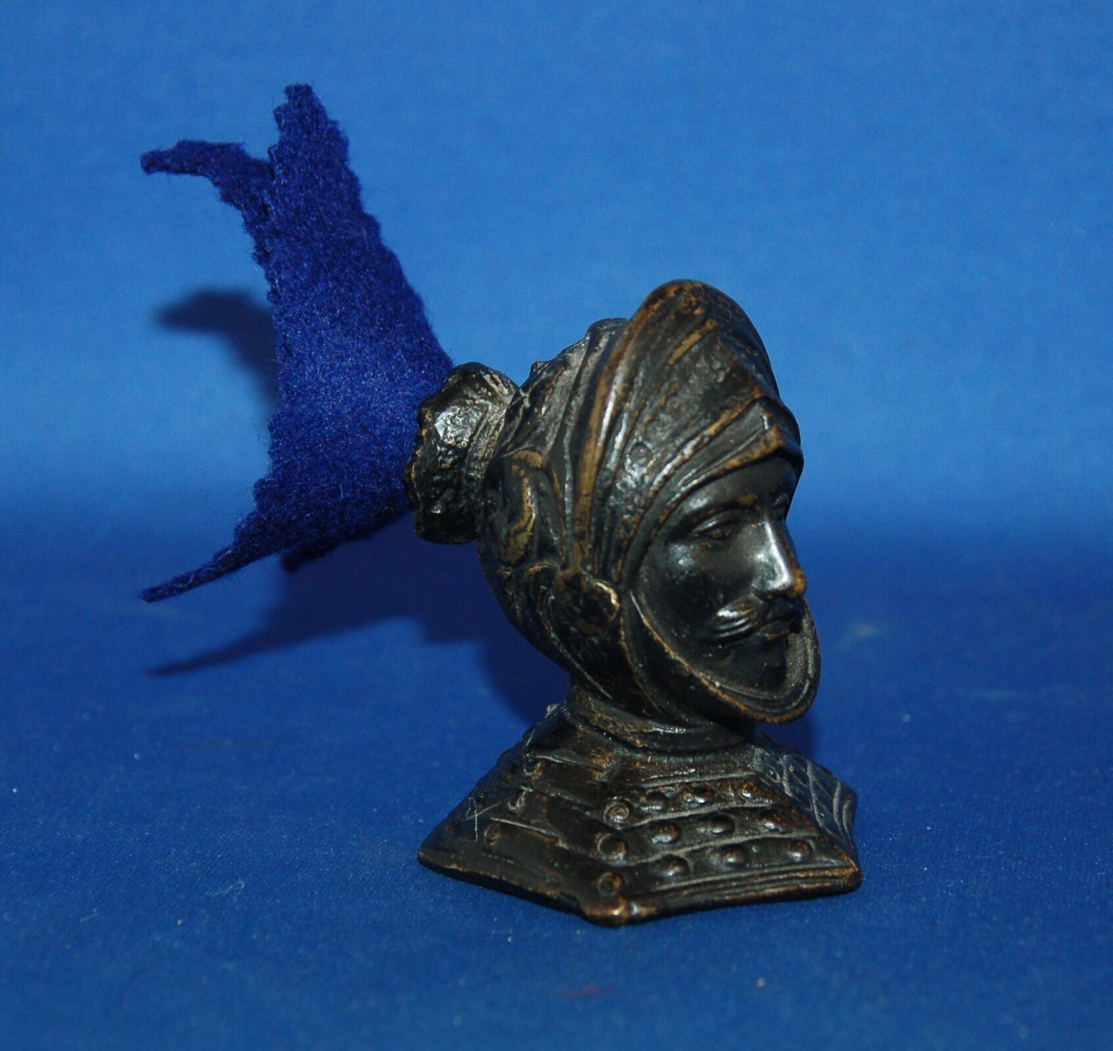 An Antique 1 Bronze Medieval Knight Head Pen Wipe