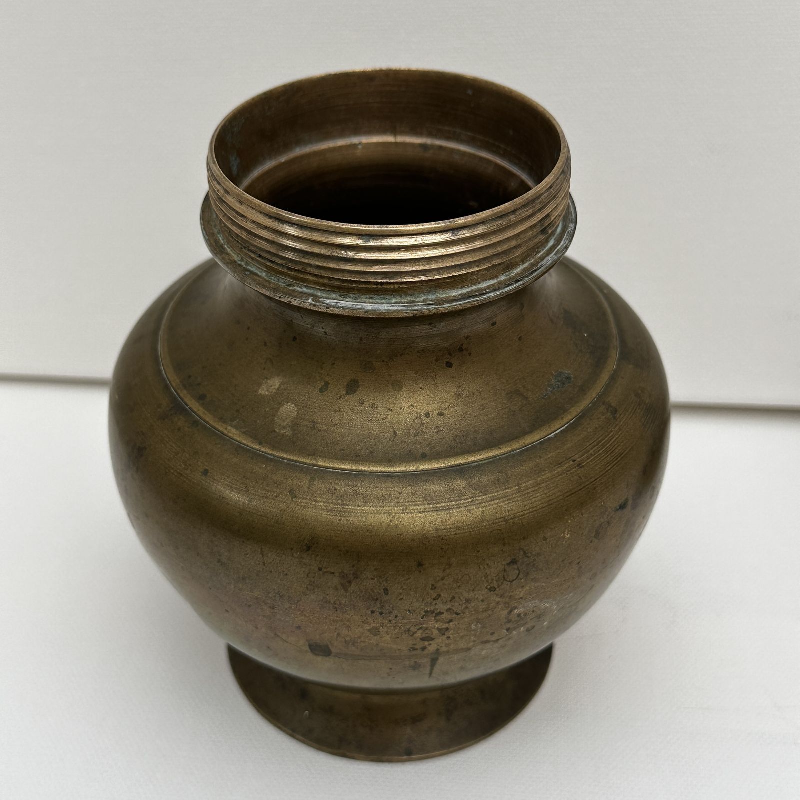 Home Fixtures Antique Religious Brass Copper Holy Water Hinduism Shadu Kamandal Ganga Jal Pot photo