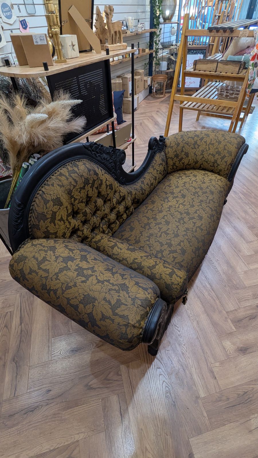 French Chateau Style Black & Gold Daybed/Chaise Lounge photo for sale