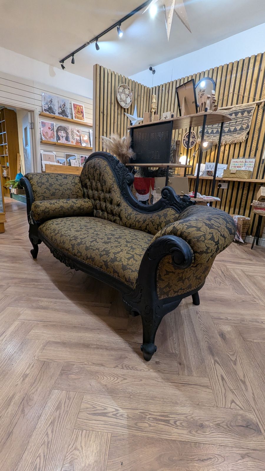 French Chateau Style Black & Gold Daybed/Chaise Lounge photo 350.0