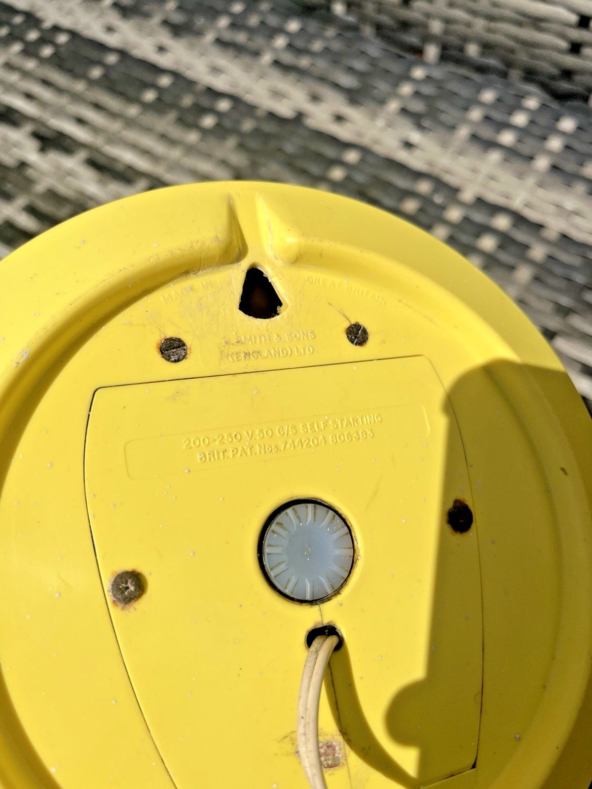 Mid Century 50s Yellow Smiths Sectric Wall Clock Kitchen Office Prop Not Working photo vintage