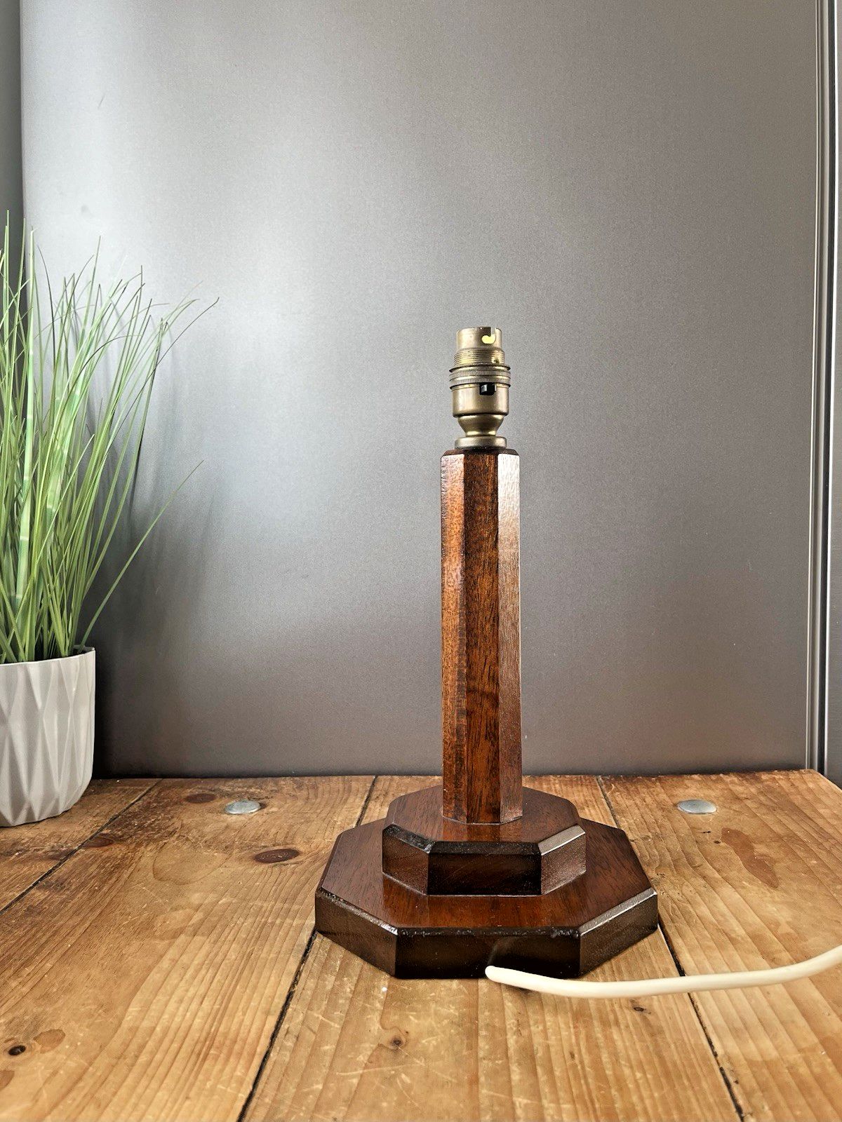 Antique Art Deco Octagonal Oak Faceted Wood Stepped Base Table Desk Lamp Base photo vinterior