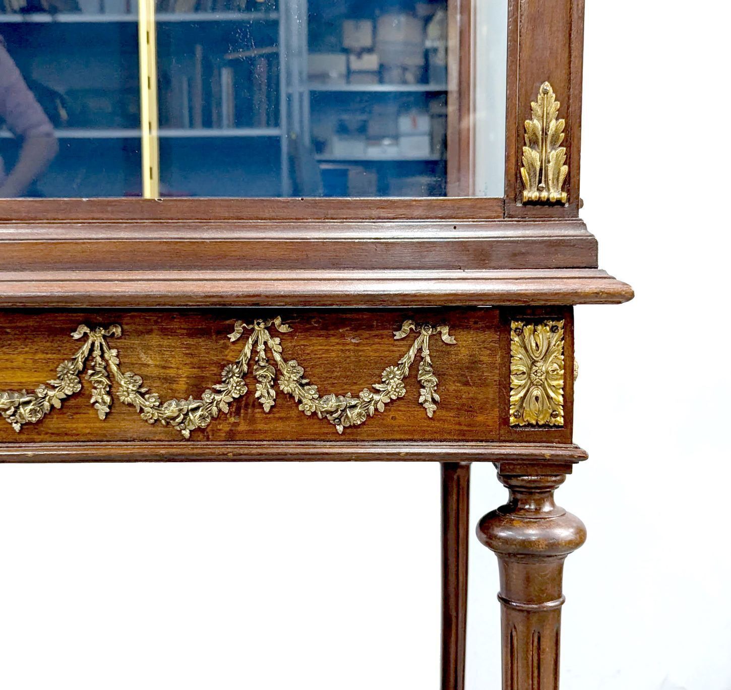 Pair Of Louis XVI Style Display Cases From The 1900s photo 9954.0