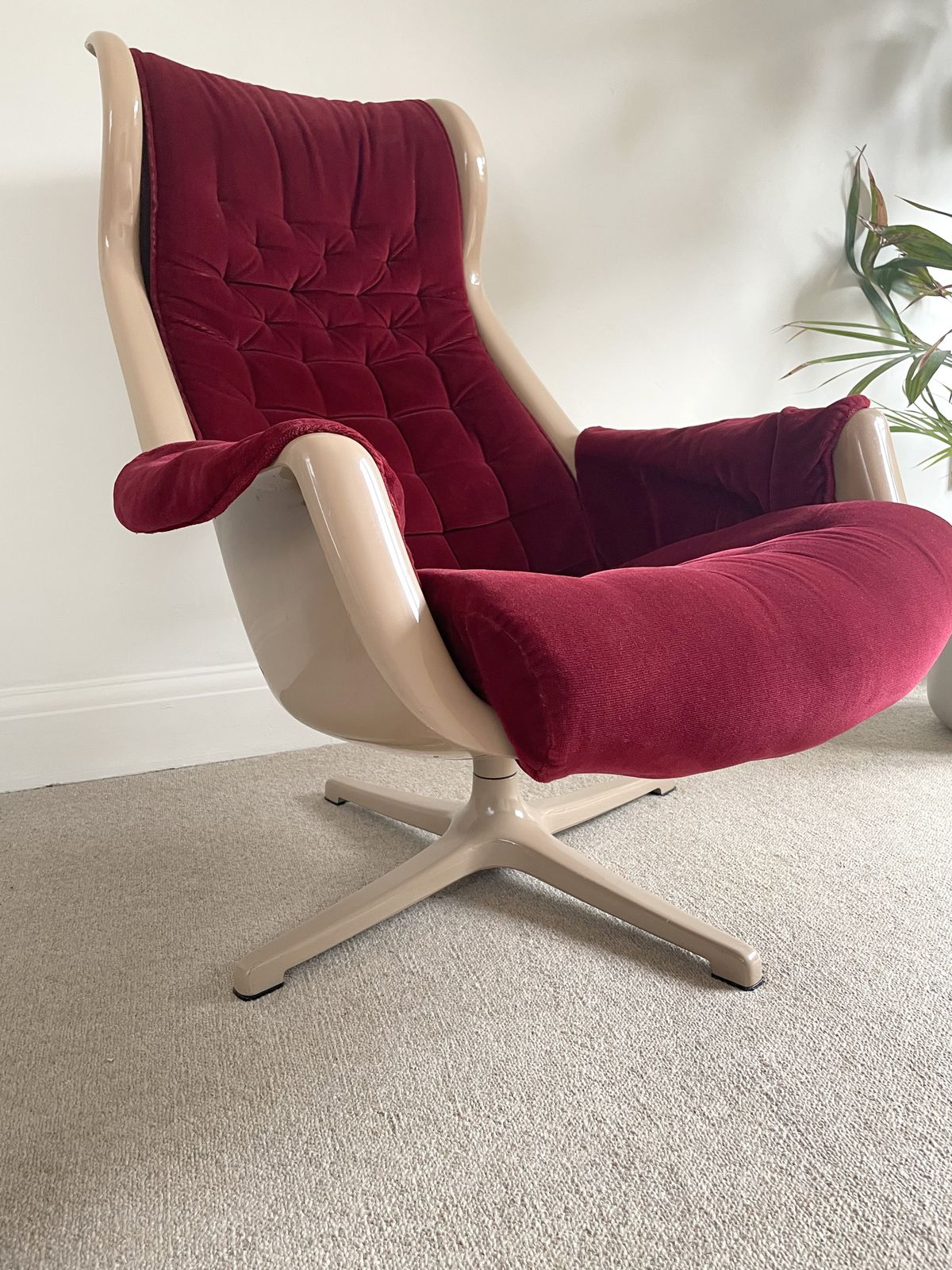 "Galaxy" Lounge Chair By Alf Svensson & Ingvar Sandstrom For Dux