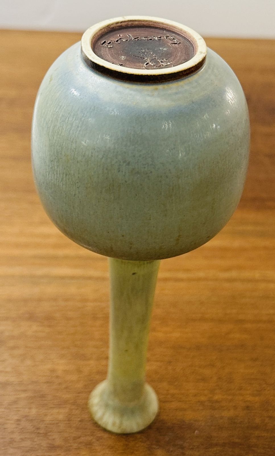 photo vintage 1952 Mid Century Modern Swedish Stoneware Vase By Berndt Friberg For Gustavsberg