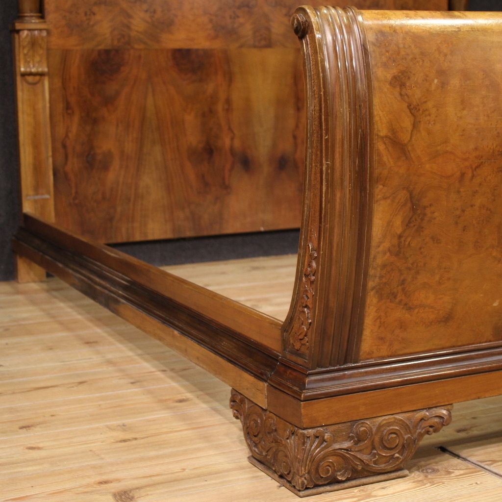 3000.0 20th Century Italian Double Bed photo
