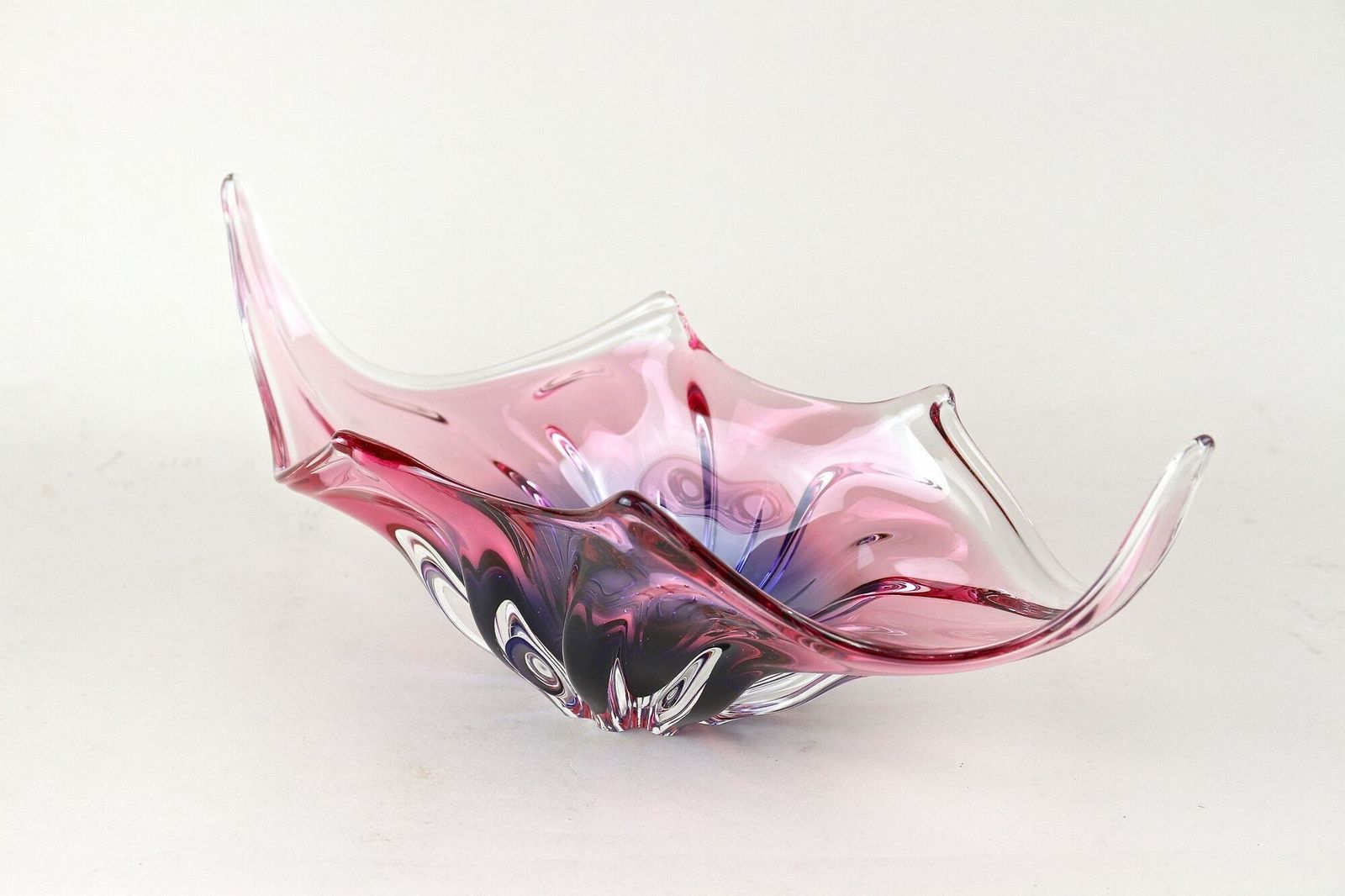 20th Century Murano Sommerso Glass Bowl, Pink/ Purple/ Blue, Italy Ca. 1960/70 photo vinterior