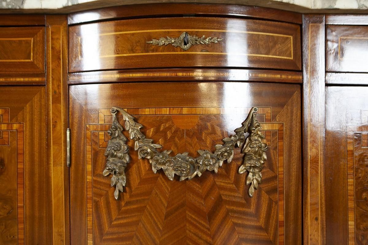 2530.0 Stylish French Mahogany Buffet With Mirror, Late 19th Century photo
