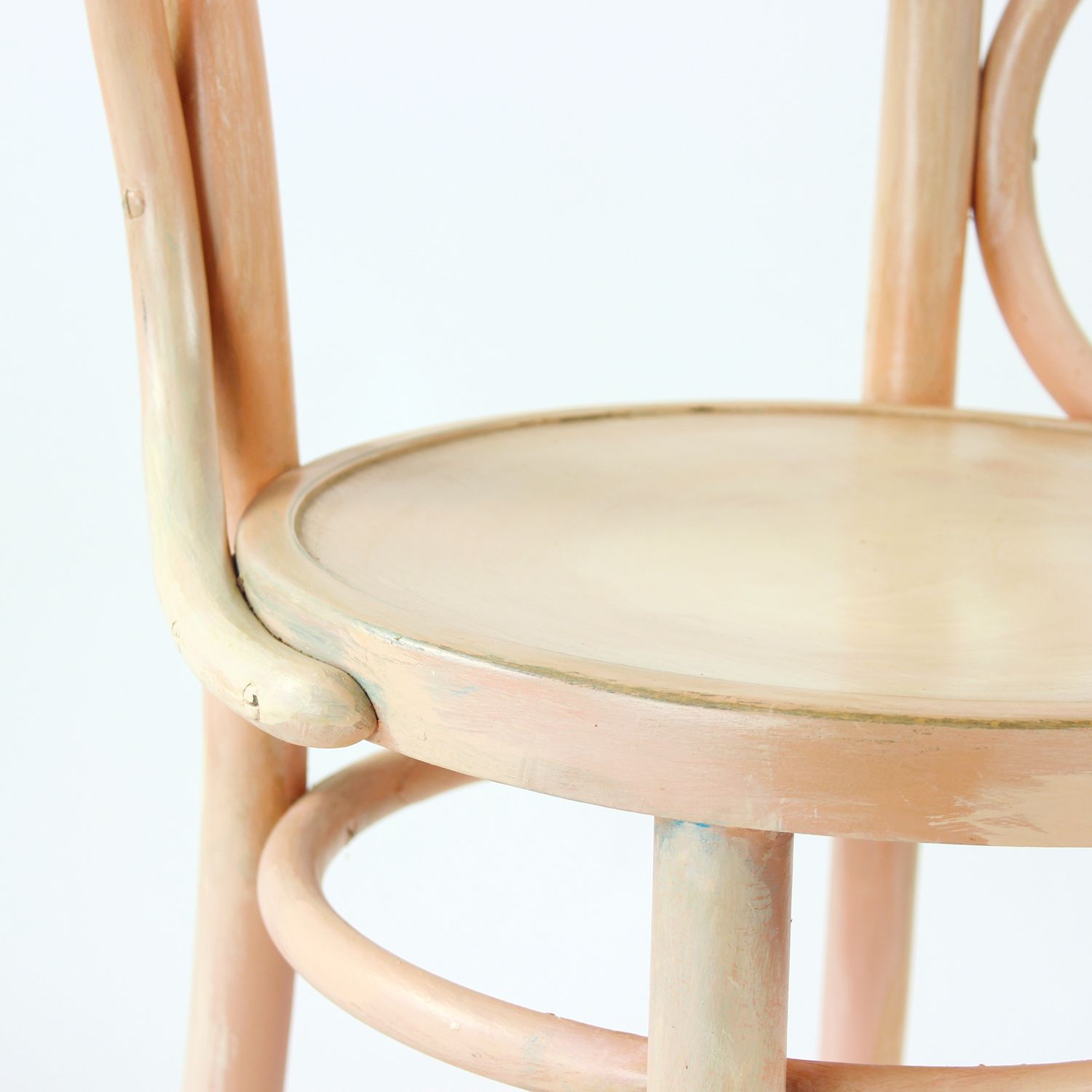 Michael Thonet No. 24 Bentwood Chair By Ton In Pink, Czechoslovakia 1950s photo for sale