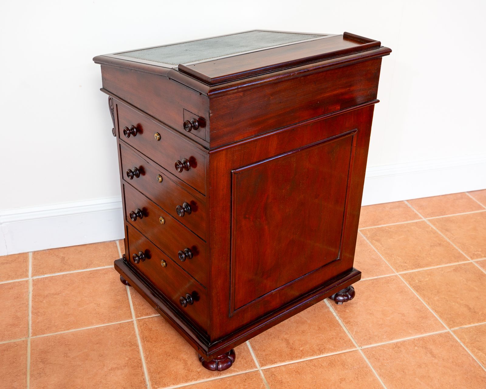 photo furniture Regency Davenport Desk 1830s Flame Mahogany Georgian Country House Freemans Of Norwich Fine Antiqu.E William Freeman