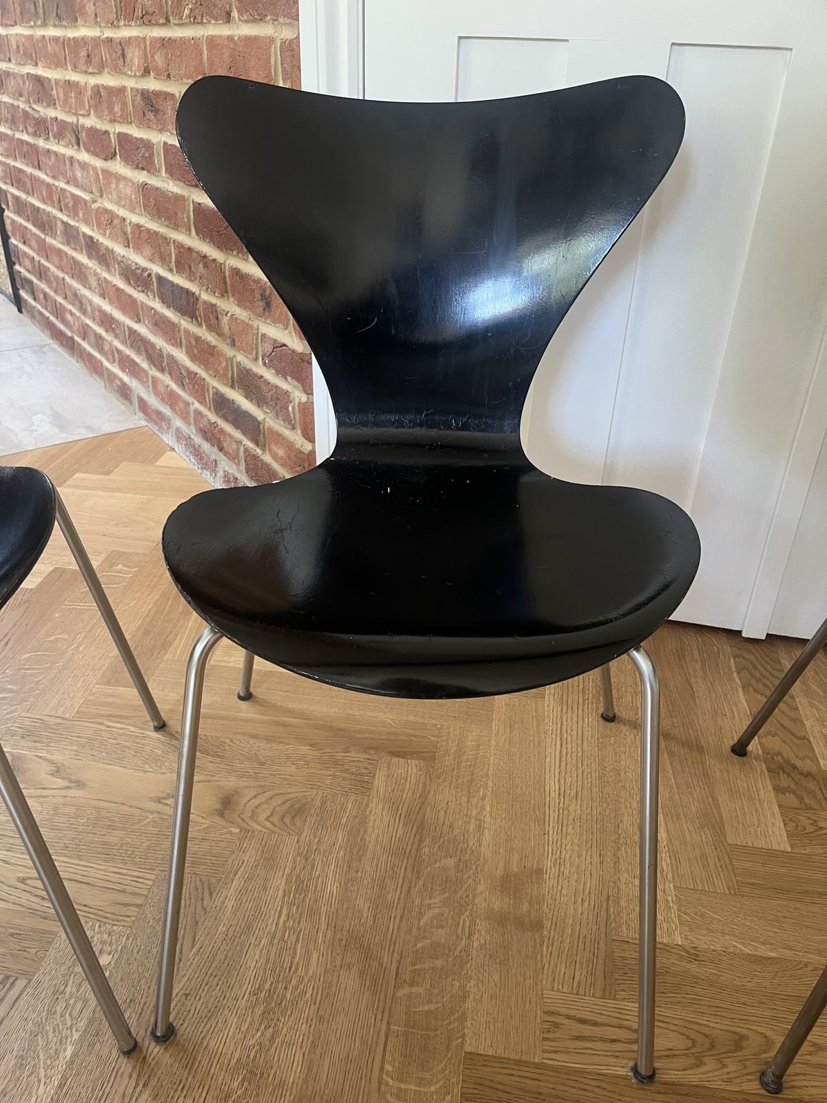Arne Jacobsen Series 7 Or 3107 Chairs By Fritz Hansen Mid Century Modern 1964 photo vintage