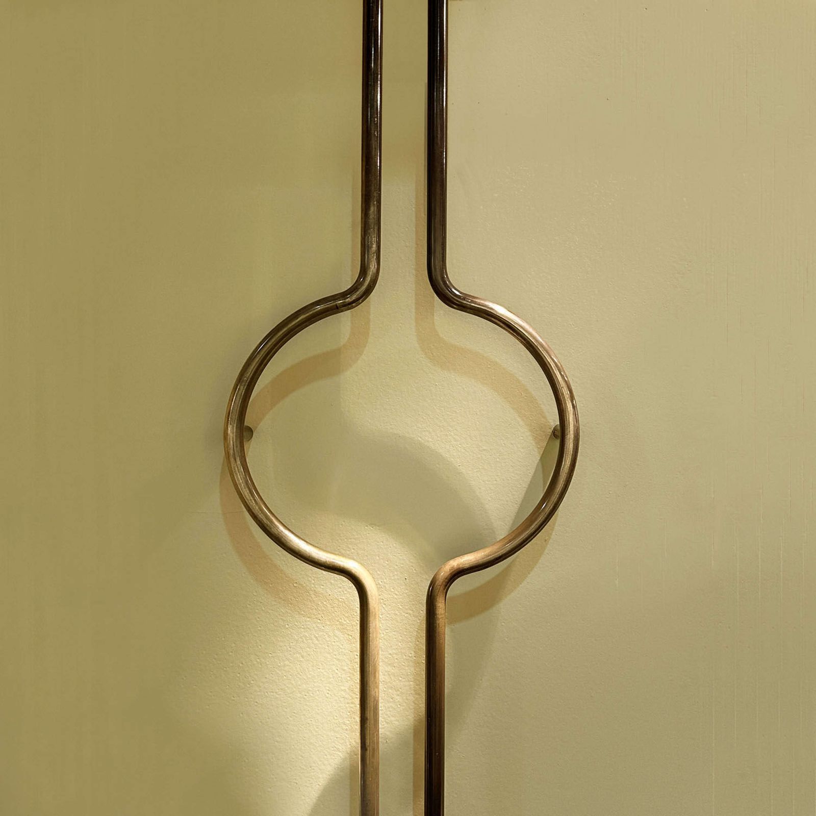 Elongated Tubular Push And Pull Brass Double Door Handles photo furniture
