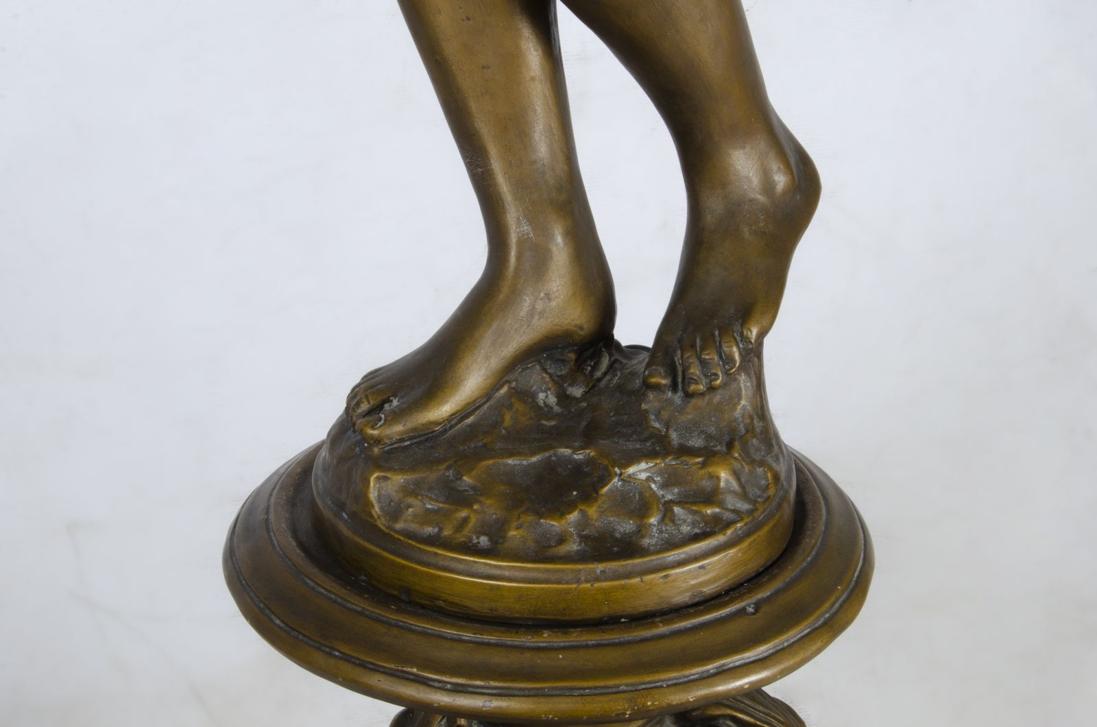 Mid 20th Century Art Nouveau Style Painted Ceramic Sculptural Floor Lamp Of Maenad Holding Grapes Signed By P. Oltolini, Argentina photo vintage