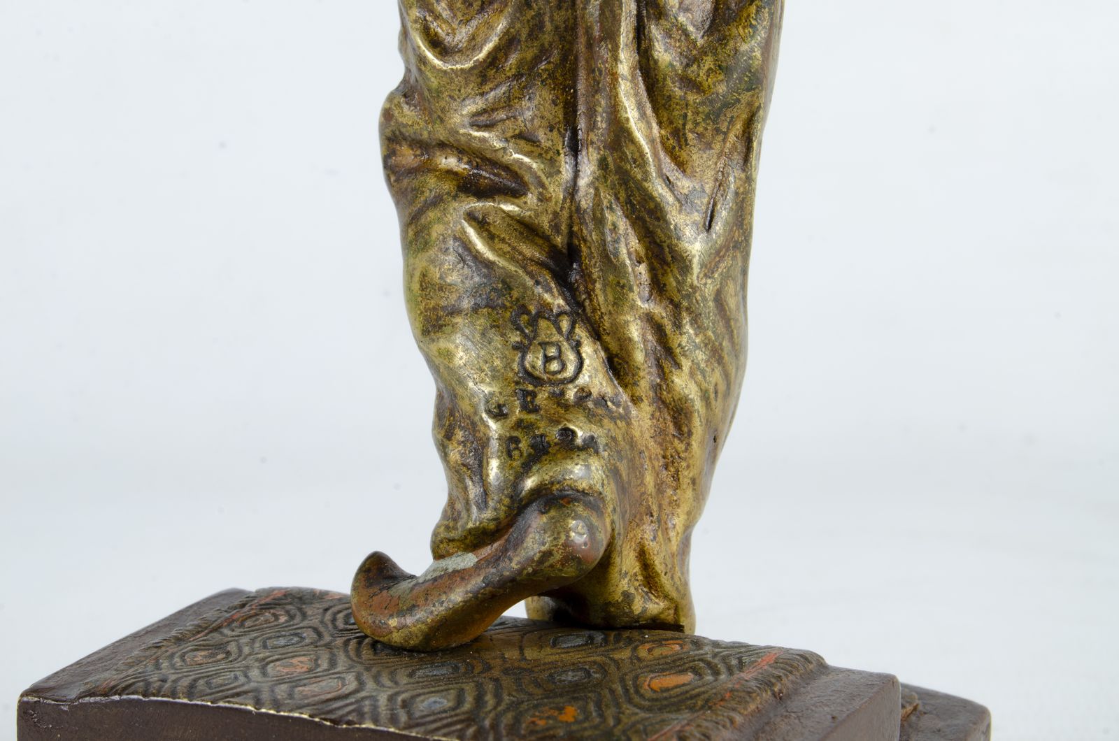 Jugendstil Cold Painted Bronze Sculpture Of A Woman Holding A Palm Leaf By Franz Bergmann, Austria photo buy
