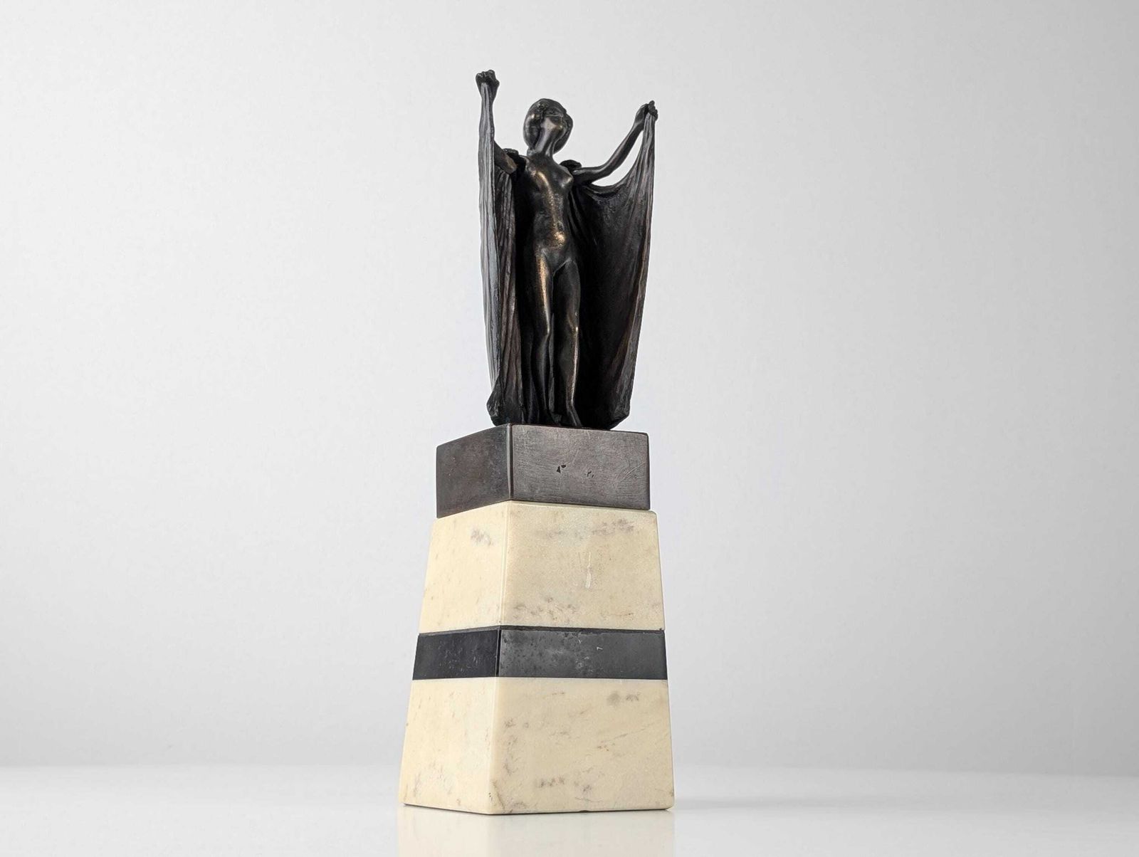 Bronze Sculpture Of An Articulated Woman By Carl Kauba, 1900s photo vinterior