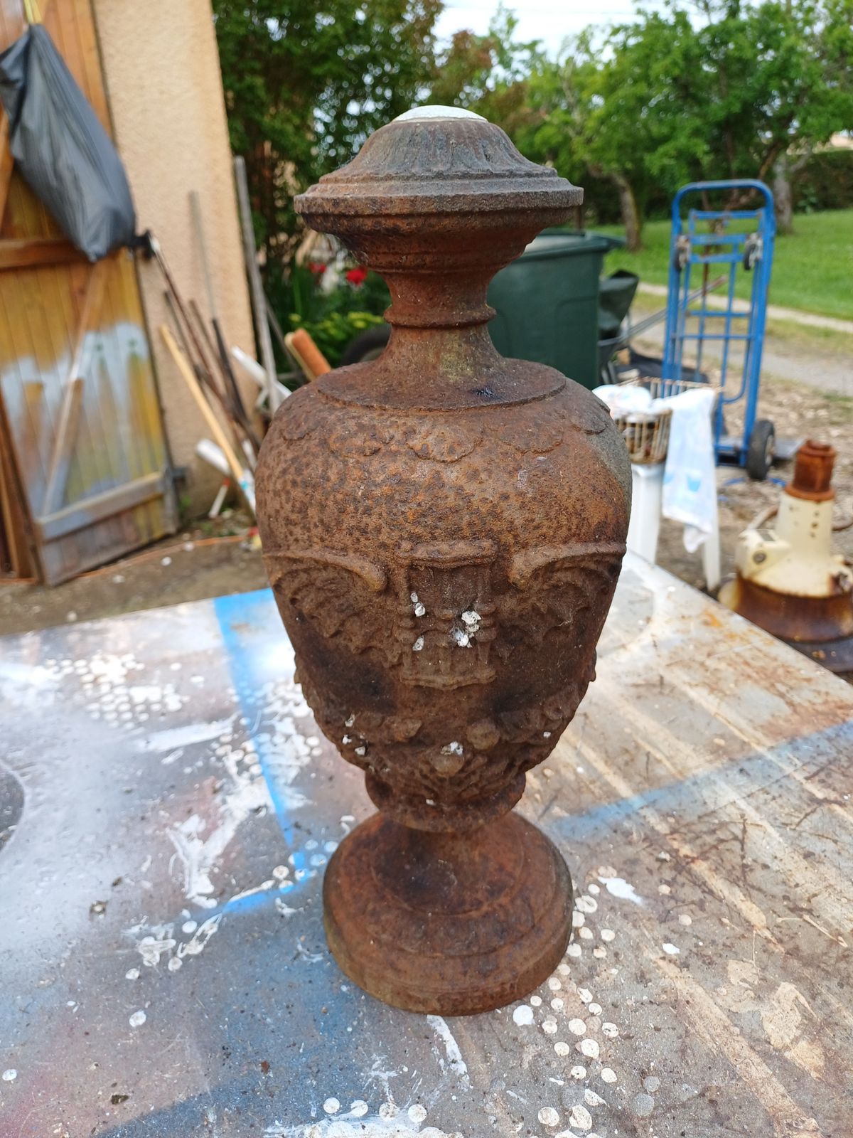 Pair Of Cast Iron Fire Pots 1900: Charleville   Mézières photo for sale